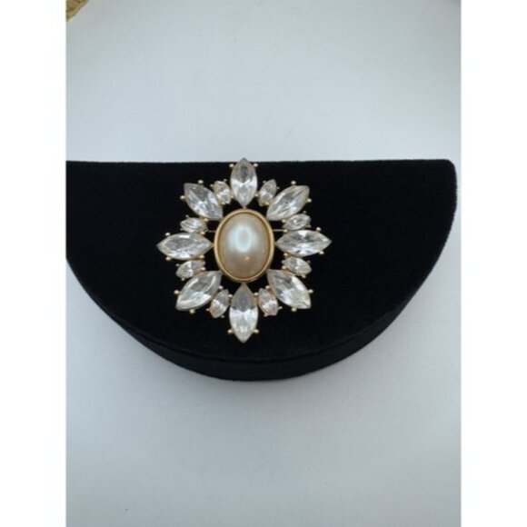 Monet Pin Brooch Star Flower Silver Tone Plastic Faux Pearl Rhinestones 2” - Picture 2 of 8